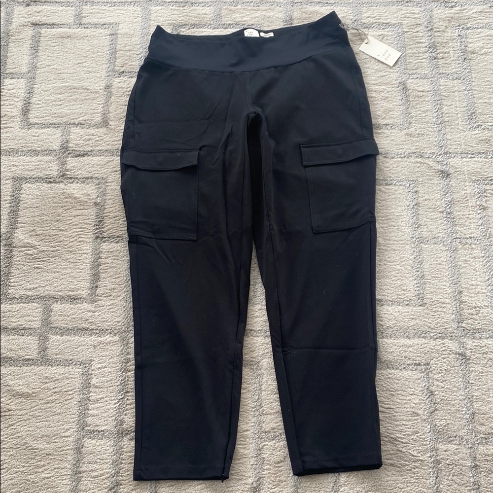 A NEW DAY adaptive Black stretch front Cargo pocket  pants with zip bottoms NWT